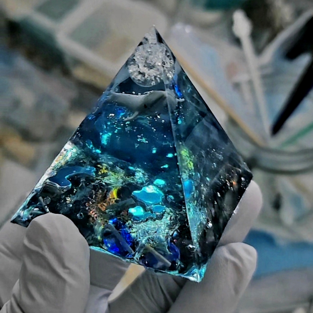 Crystal Quartz Whale Resin Whale Pyramid